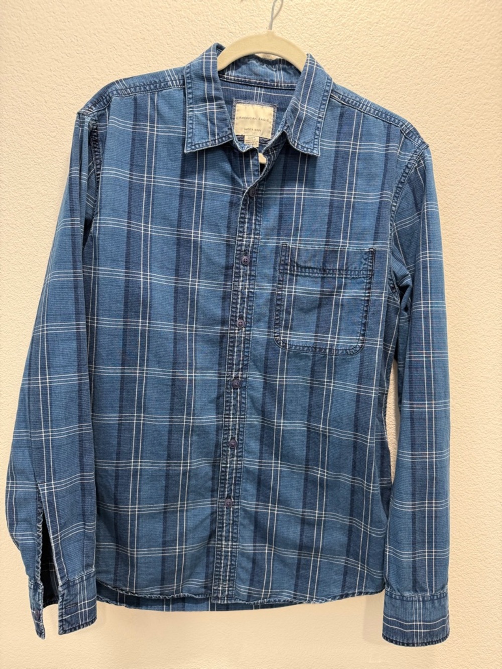 American Eagle Outfitters Blue Plaid Long-Sleeve Button-Down Shirt